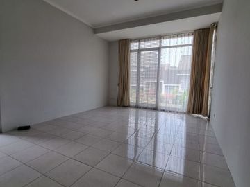 Rumah Cantik 2 Lantai di Sektor 7 Kebayoran Bintaro 6072