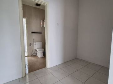 Rumah Cantik 2 Lantai di Sektor 7 Kebayoran Bintaro 6072