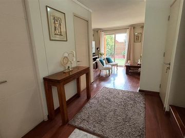 Santa María del Peñón. Casa 3 pisos