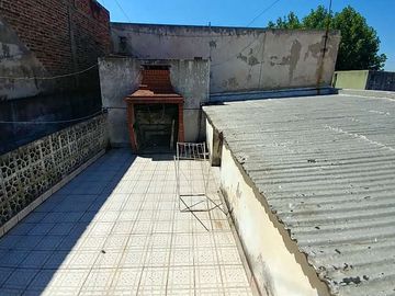 Departamento Tipo Casa en venta en Lanus Este