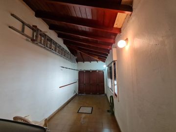 Chalet en venta en Wilde Centro