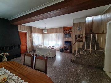 Chalet en venta en Wilde Centro
