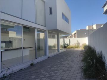 En VENTA Residencia en Cumbres del Lago, QUERÉTARO