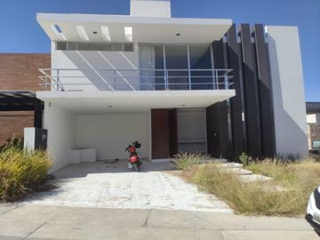 En VENTA Residencia en Cumbres del Lago, QUERÉTARO