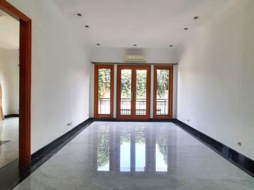 DIJUAL RUMAH MEWAH at Jl PRAPANCA, KEBAYORAN BARU (JARANG ADA)
