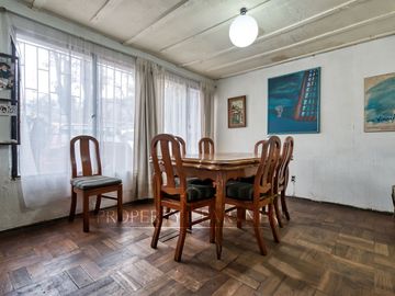 Casa con gran terreno en La Reina