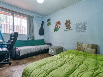 Casa con gran terreno en La Reina