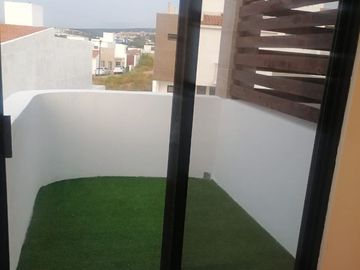 Casa en Venta en Pedregal de Schoenstatt, Diseño Premium, 4 Recamras, 3.5 Baños
