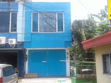 Dijual Cepat Ruko Bangunan 2,5 Lantai Lokasi di Surya Inti Permata Rungkut Asri