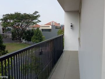 Rumah Minimalis di Kota Baru Parahyangan dekat tol Padalarang BANDUNG