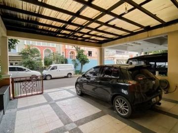 (BU) DIJUAL CEPAT RUMAH DI ROYAL GADING MANSION - KELAPA GADING