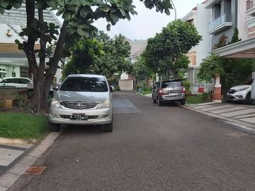(BU) DIJUAL CEPAT RUMAH DI ROYAL GADING MANSION - KELAPA GADING