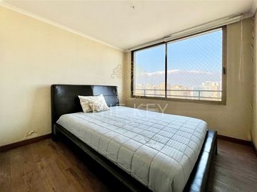 Departamento en Venta en Alonso de Córdova - Presidente Riesco
