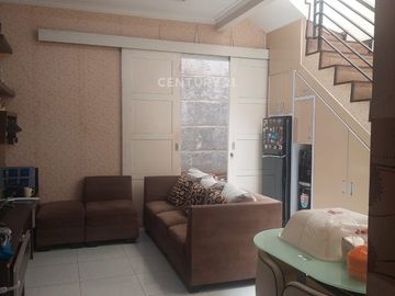Dijual Rumah Strategis Dekat Masjid Di Bintaro Sektor 3