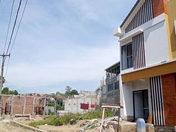 LIMITED 1 Unit Rumah Rooftop 3LT + Kolam Renang di Cihanjuang Cimahi