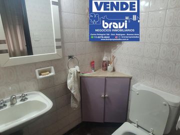 Chalet en importante Avenida   Zona Residencial de Gral Rodriguez AV EVA PERON 464