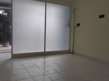 DISEWAKAN RUKO 15 UNIT (7 Ruko Yg Available) DI JL.CENTRA KEMANG JAKARTA SELATAN