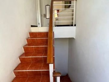 Rumah Minimalis 2 Lantai di Kebonsari Regency Daerah Jambangan