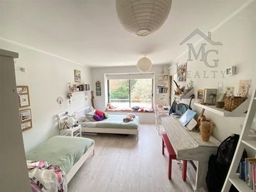 Casa en arriendo de 5 dorm. en La Reserva Colina
