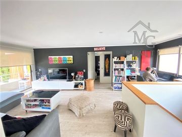 Casa en arriendo de 5 dorm. en La Reserva Colina