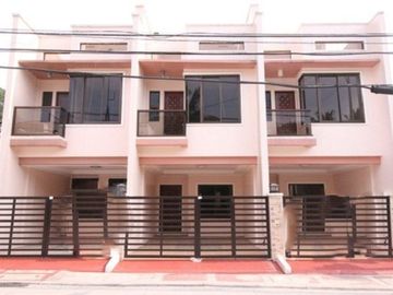 PH574 Townhouse for Sale in East Fairview at 6.6M