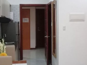 Fully Furnished Studio Condominium in Cebu Business Park