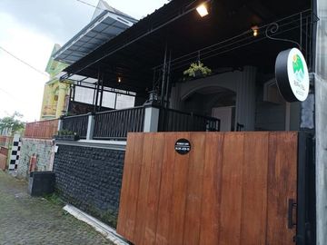 Sewa Villa Rumah Giri di Cipanas Puncak Dekat Istana Cipanas
