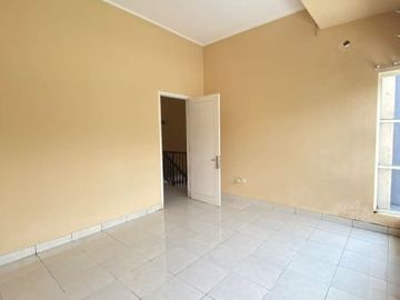 Rumah siap huni di perumahan green park jatiwarna, bekasi