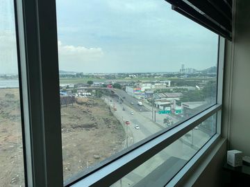 Departamento Amoblado en Venta, Edificio Elite Building, Sector Mall del Sol