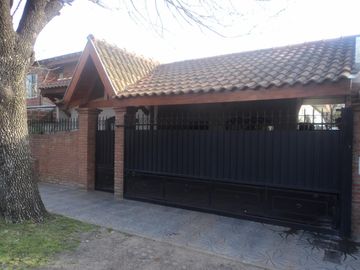 Casa En Venta Chilavert 1000. Lote Terreno 678 M2 Ituzaingo