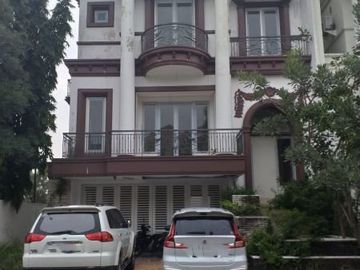 Rumah Disewakan Wisma Bukit Mas Surabaya Cluster Roma, 3 Lantai