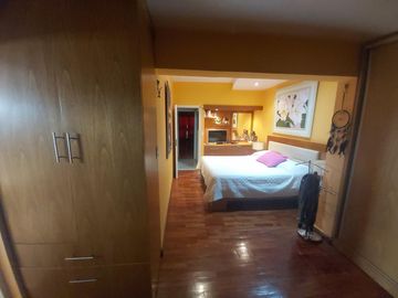 CASA EN VENTA. ÚNICA POR SUS CARACTERÍSTICAS. A MINUTOS DEL CENTRO DE POSADAS.