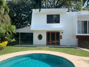 Casa Sola en Lomas de La Selva, Cuernavaca, Morelos CAEN-891-Cs