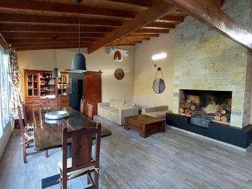 Casa en venta de 3 dormitorios en Parque Leloir