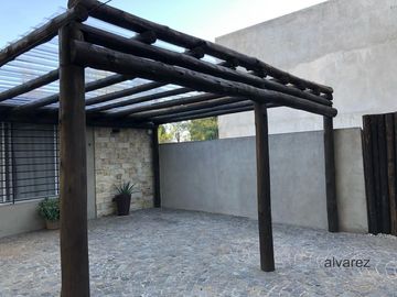 Casa en venta de 3 dormitorios en Parque Leloir