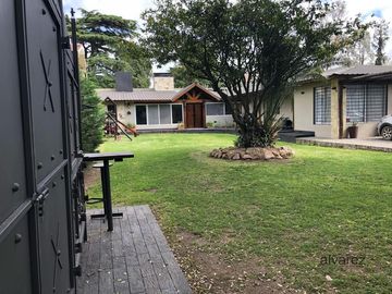 Casa en venta de 3 dormitorios en Parque Leloir