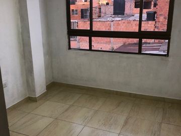 SE VENDE EDIFICIO RENTABLE Y  ESQUINERO DE 5 PISOS  B/ UNIR II BOGOTA COLOMBIA