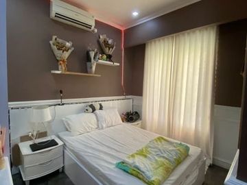 Rumah mewah baru renovasi 2 lantai di Galaxy Bekasi