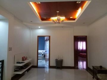 Spacious Corner Lot House and Lot for Sale in Hensonville An