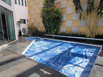 Se vende casa con Alberca en el Club de Golf, Pachuca, Hidalgo.