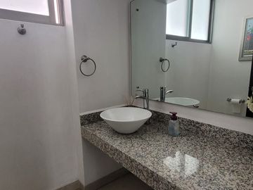 Se vende casa con Alberca en el Club de Golf, Pachuca, Hidalgo.