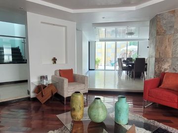 Se vende casa con Alberca en el Club de Golf, Pachuca, Hidalgo.