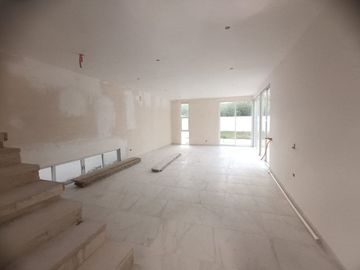 VENTA CASA EN PRIVADA RESIDENCIAL, KIKTEIL, MÉRIDA, YUCATAN