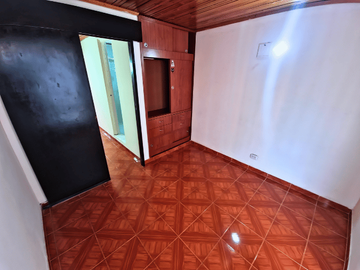CASA EN RENTA KENNEDY-URBANIZACION RIVERAS DE OCCIDENTE