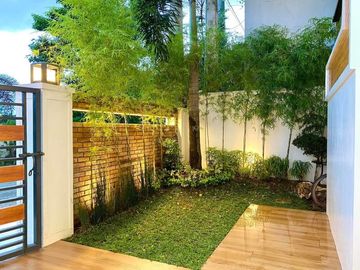House and Lot for Sale in Greenwoods Pasig City