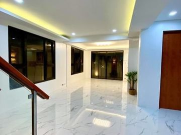 House and Lot for Sale in Greenwoods Pasig City