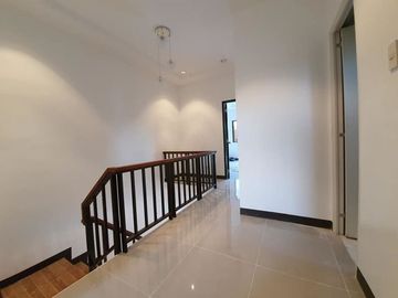For Sale duplex hOuse in Vista Verde Cainta