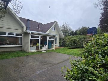 Casa en venta de 6 dorm. en Puerto Varas