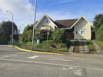 Casa en venta de 6 dorm. en Puerto Varas