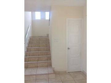 SE VENDE CASA EN BRISAS DEL GOLF EN $210,000 AM